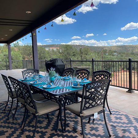 Close To Fresh Creek! Sleeps 12 ~ Amazing Views W/Serene Open Space ~ Hot Tub + Game Room ~ Trails Outside Sedona Esterno foto