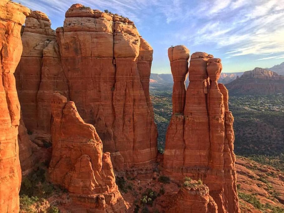 Close To Fresh Creek! Sleeps 12 ~ Amazing Views W/Serene Open Space ~ Hot Tub + Game Room ~ Trails Outside Sedona Esterno foto